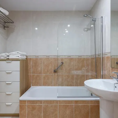 Un Respiro En Playa Victoria 1 Hab Y Salon Con Sofa Cama Daire Cadiz