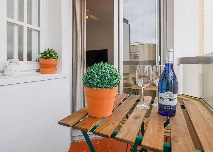 Apartman Un Respiro En Playa Victoria 1 Hab Y Salon Con Sofa Cama Cádiz