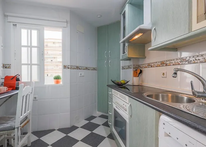 Un Respiro En Playa Victoria 1 Hab Y Salon Con Sofa Cama * Cádiz