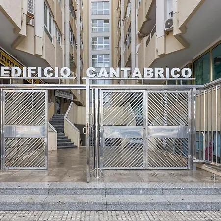 Un Respiro En Playa Victoria 1 Hab Y Salon Con Sofa Cama * Кадис