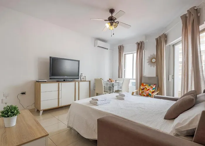 Un Respiro En Playa Victoria 1 Hab Y Salon Con Sofa Cama Апартаменты